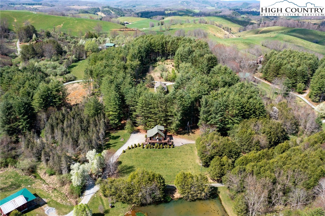 11 Lucky Lakes Drive