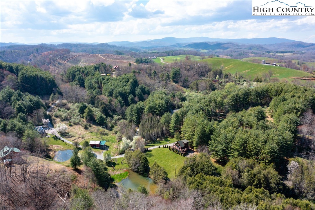 11 Lucky Lakes Drive