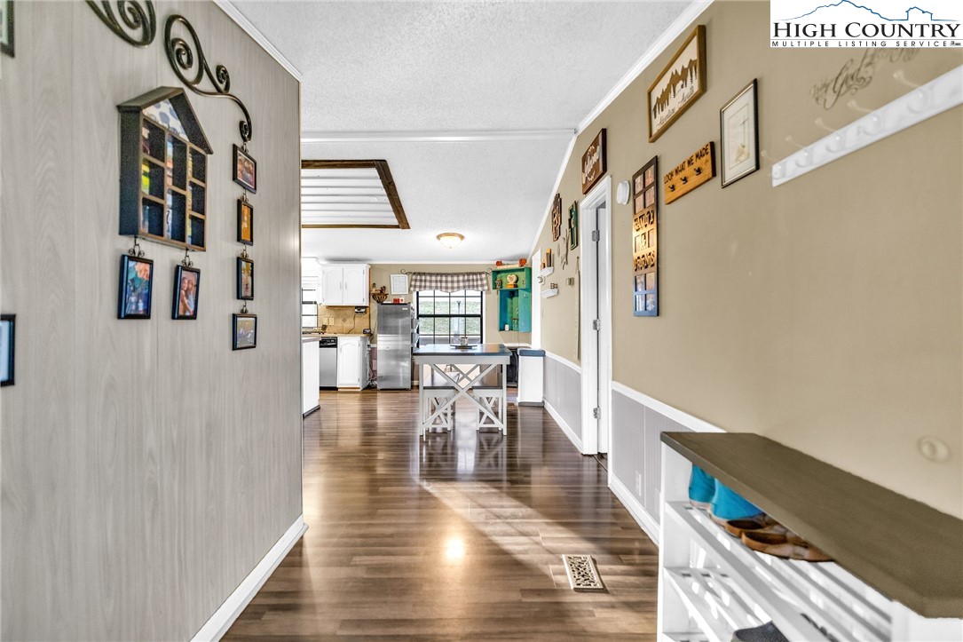 747 Nathans Creek School Road