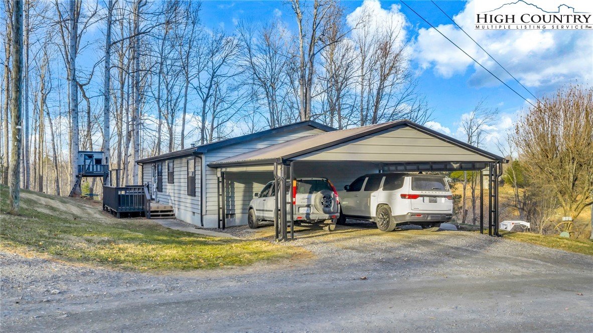 747 Nathans Creek School Road