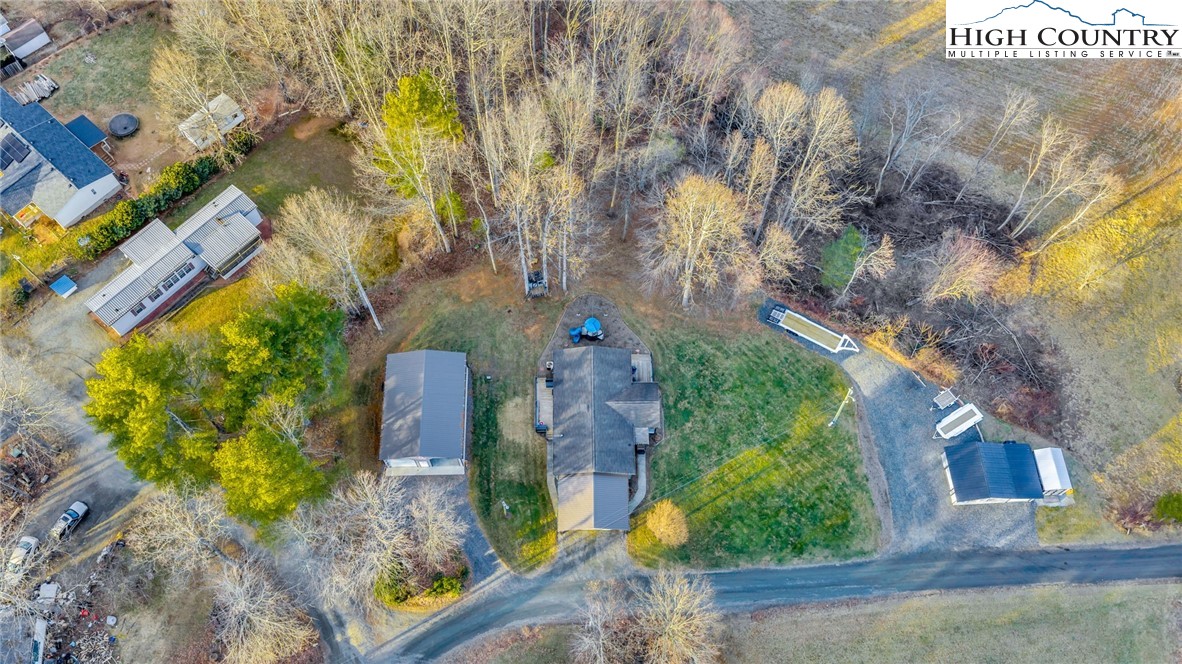 747 Nathans Creek School Road