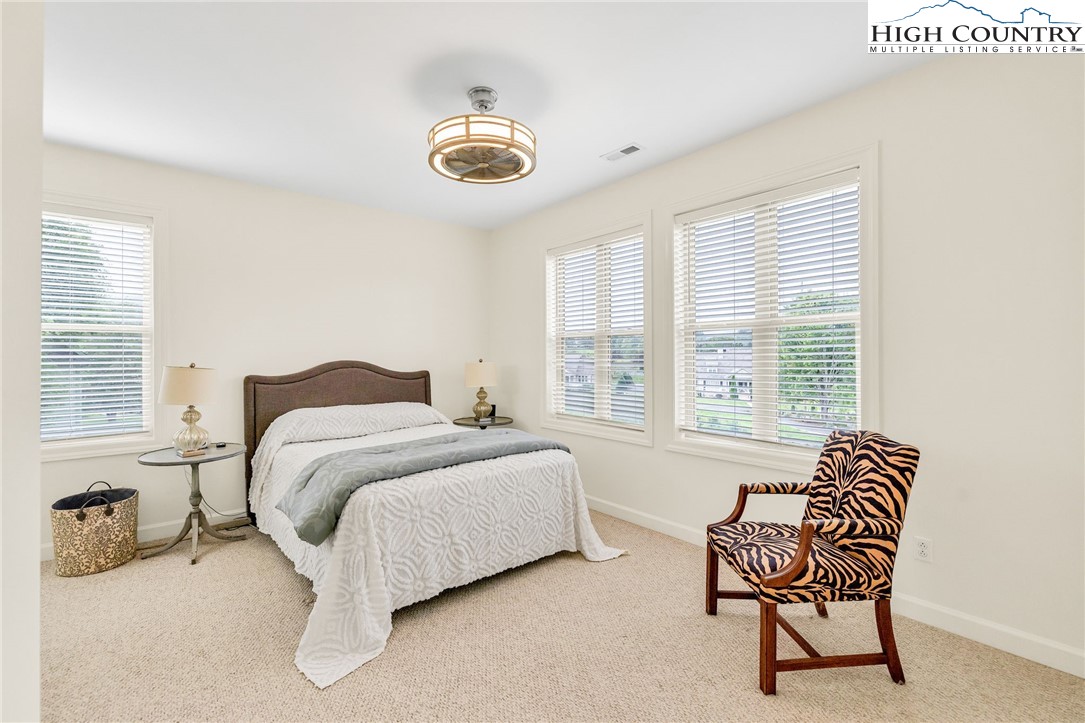 342 Birkdale Ridge