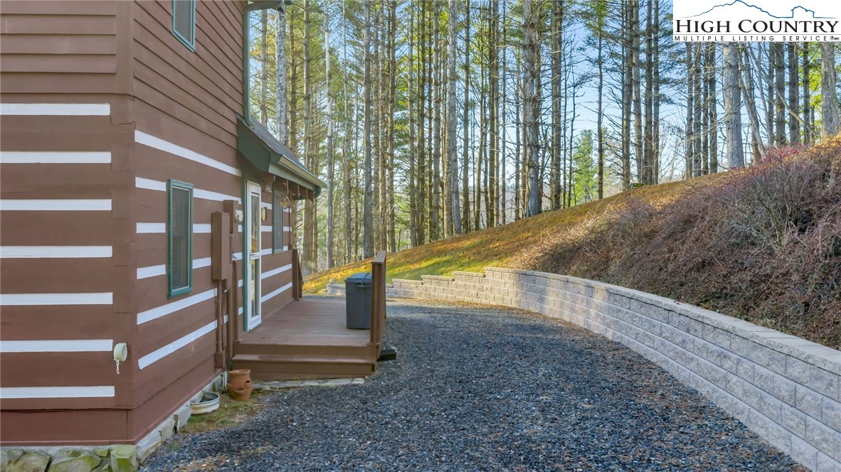 284 Rivers Edge Access Road