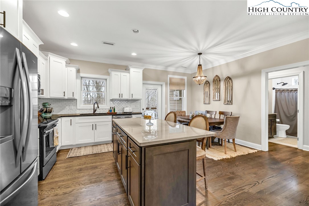 362 Fairway Oaks Drive