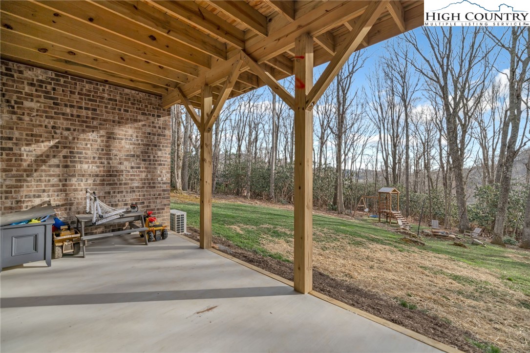 362 Fairway Oaks Drive