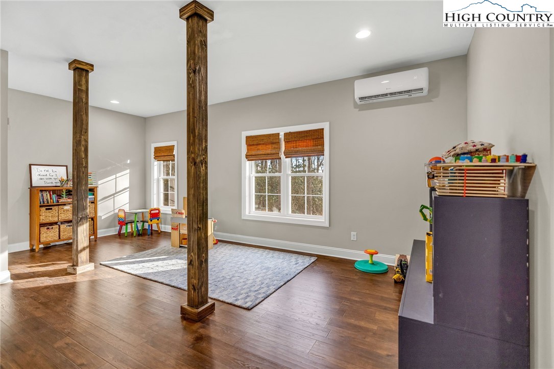 362 Fairway Oaks Drive