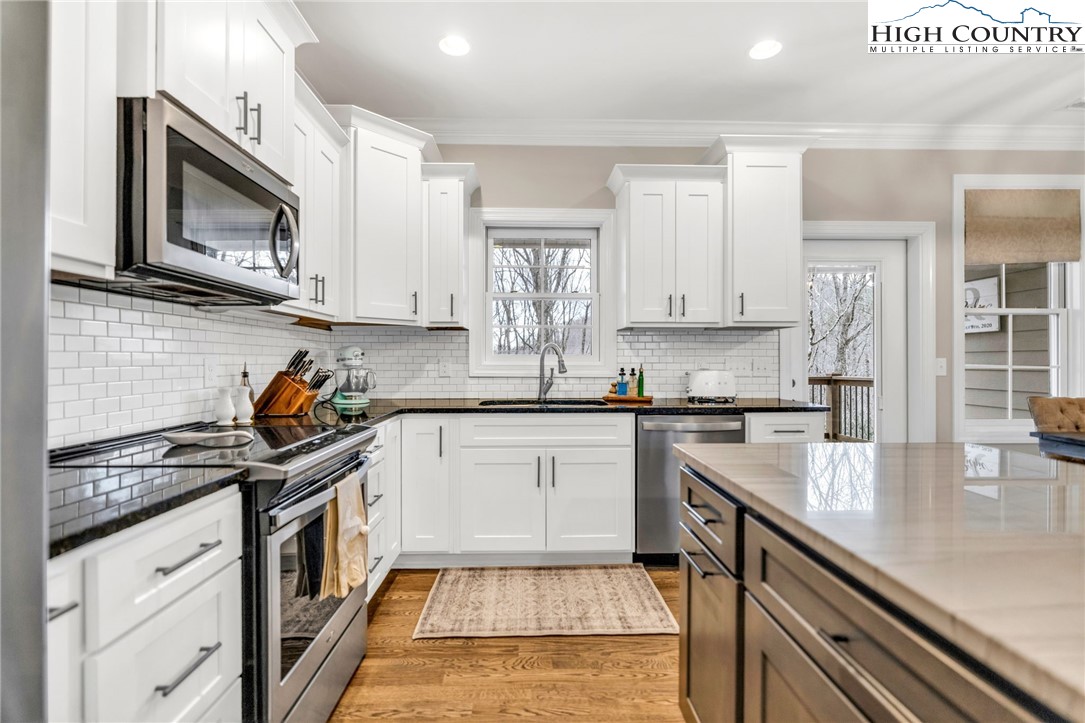 362 Fairway Oaks Drive