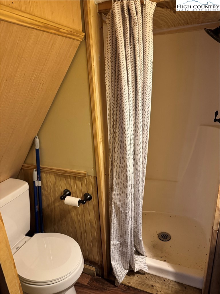 871 Lower Nettle Knob Road