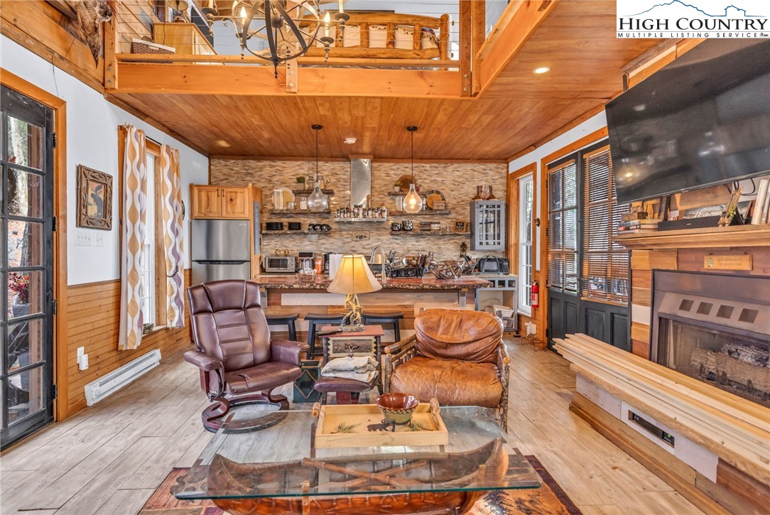 871 Lower Nettle Knob Road