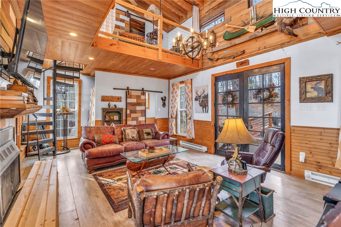 871 Lower Nettle Knob Road