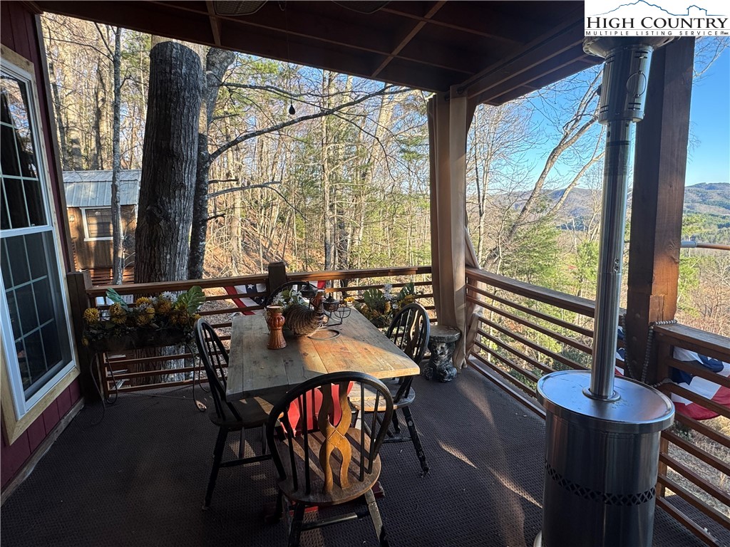 871 Lower Nettle Knob Road