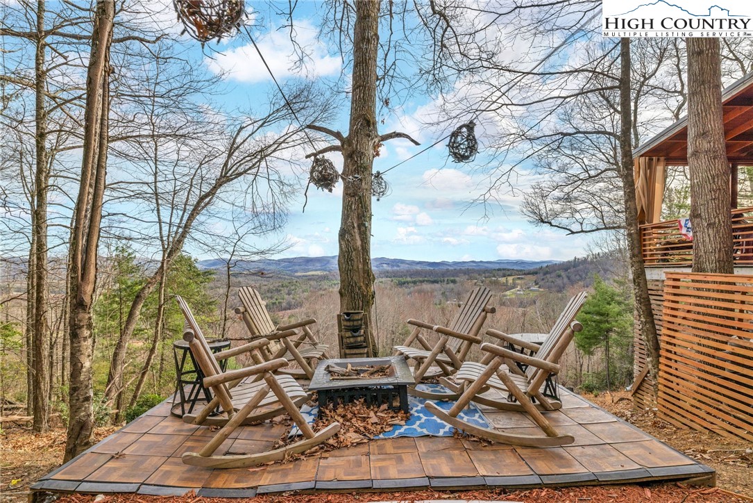 871 Lower Nettle Knob Road