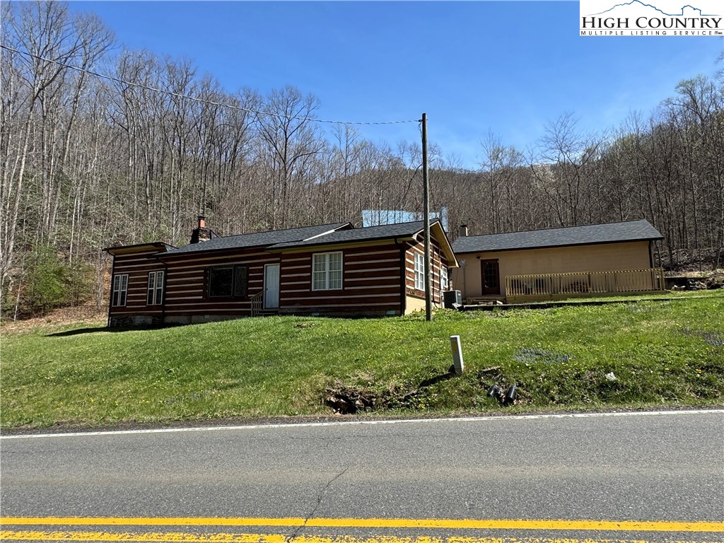 2292 Old Highway 16