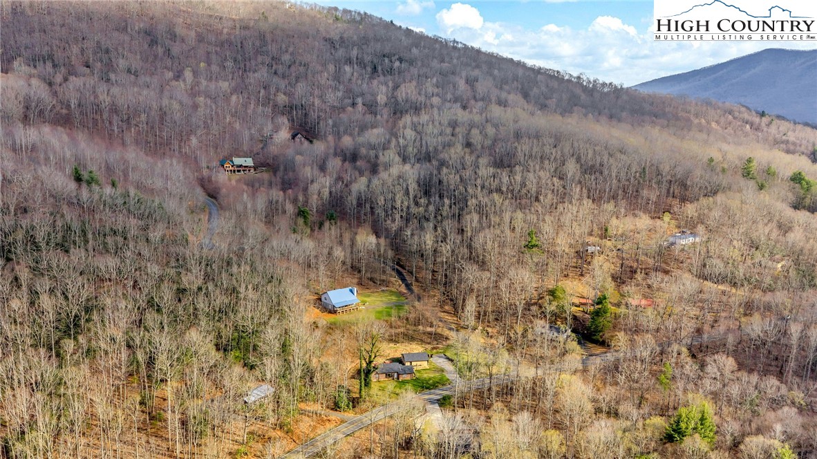 2292 Old Highway 16