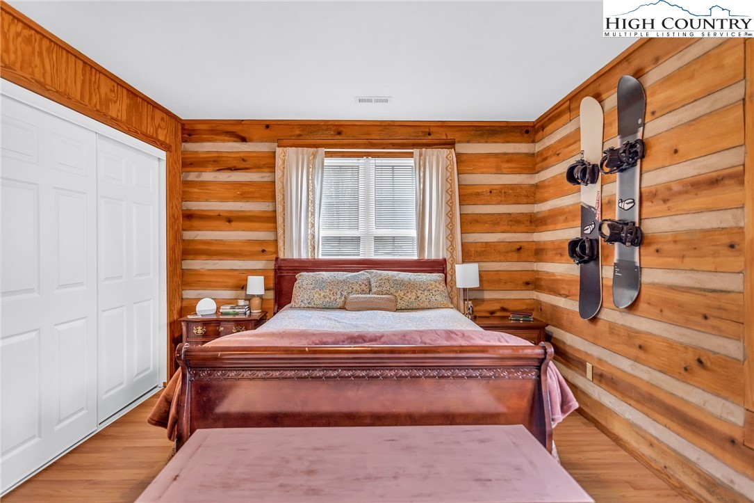 2292 Old Highway 16