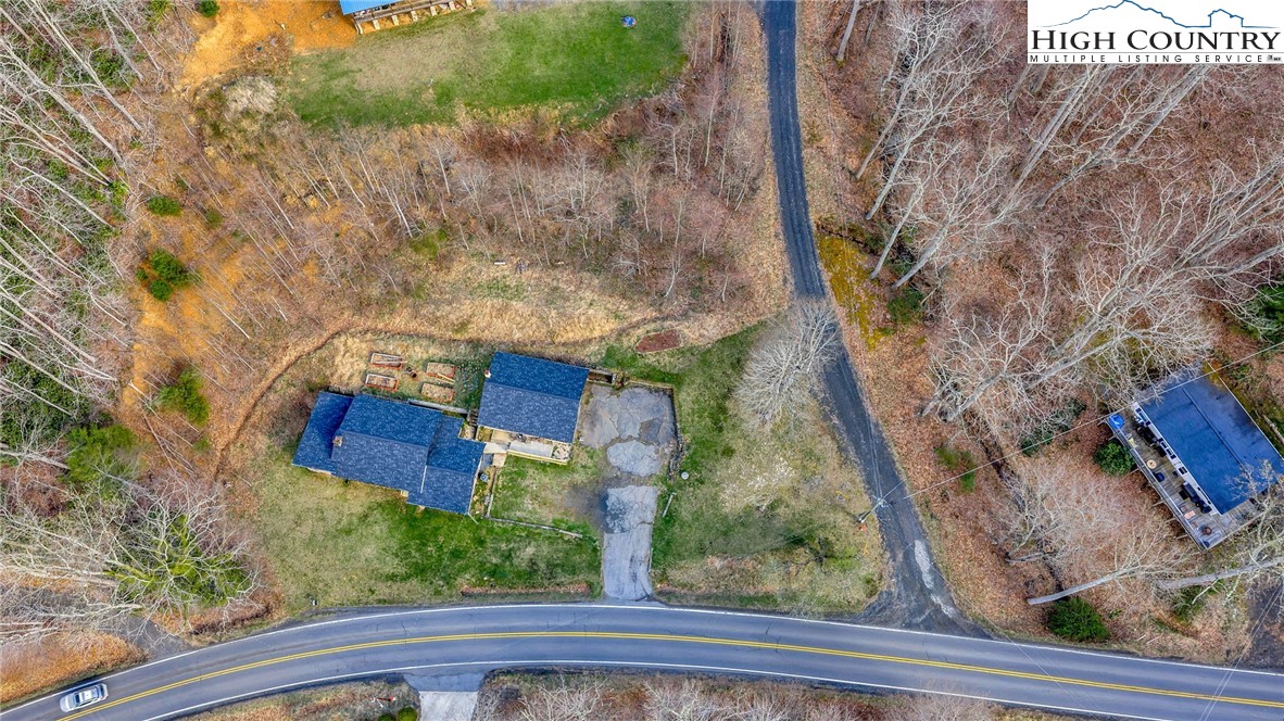 2292 Old Highway 16