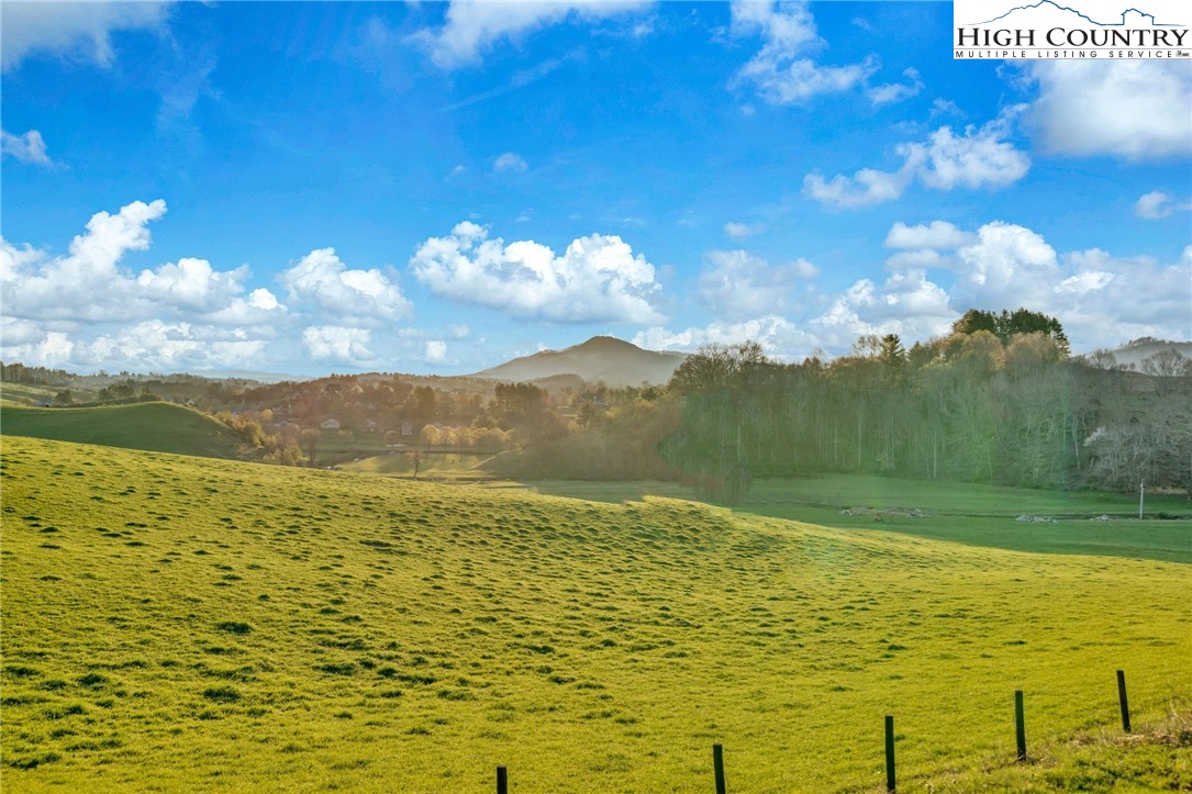 553 Graybeal Calloway Drive