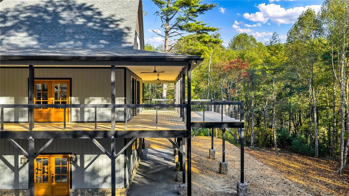 250 Noahs Ridge