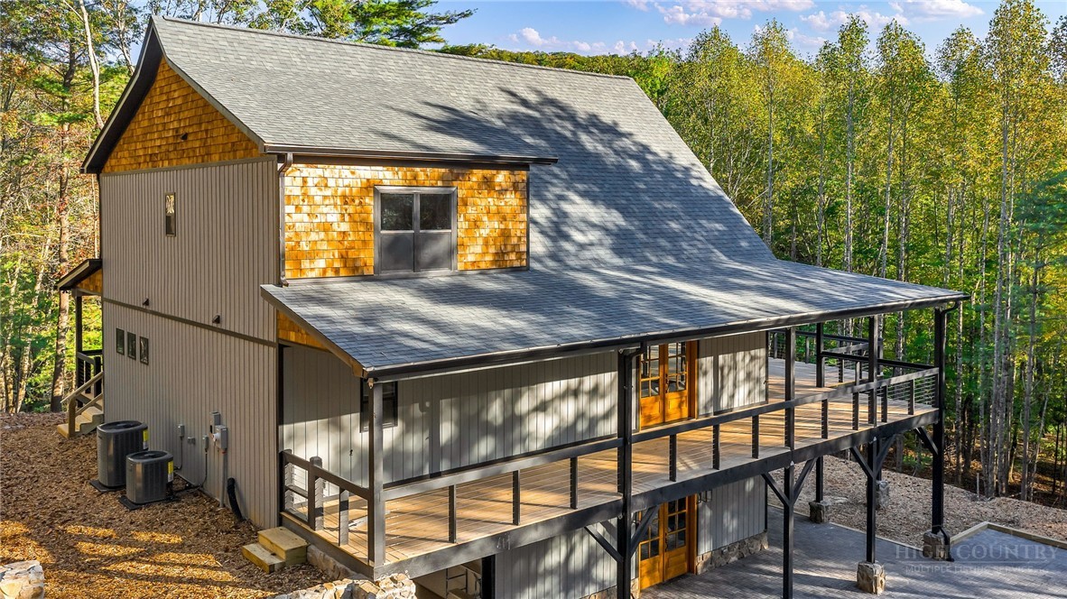 250 Noahs Ridge