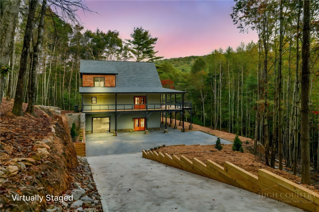 250 Noahs Ridge
