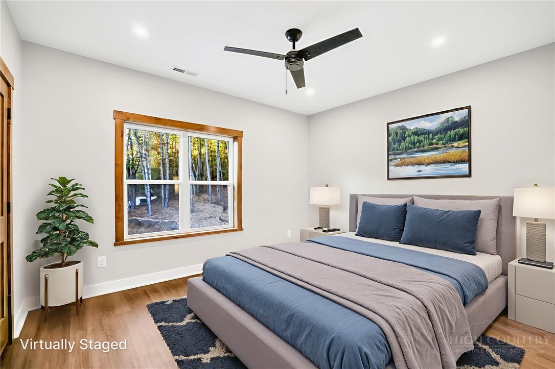 250 Noahs Ridge