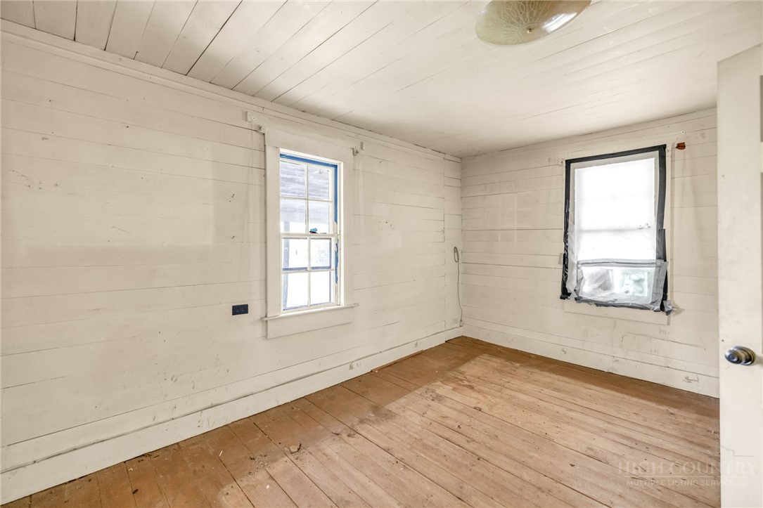 3630 US Highway 221 N