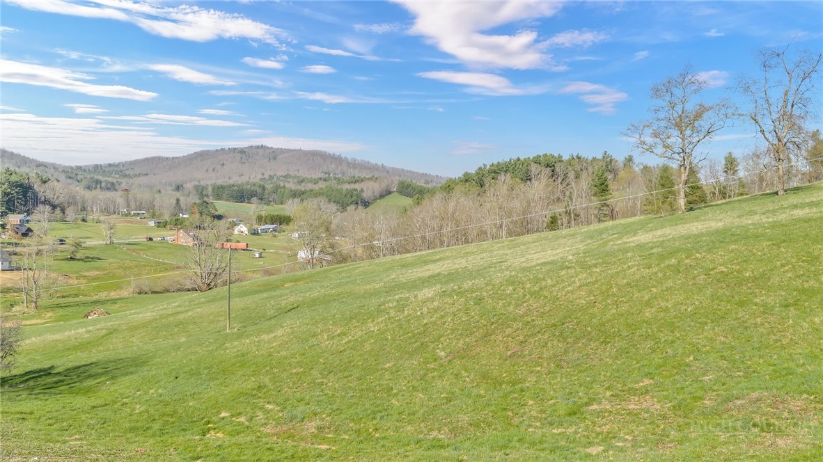 3630 US Highway 221 N