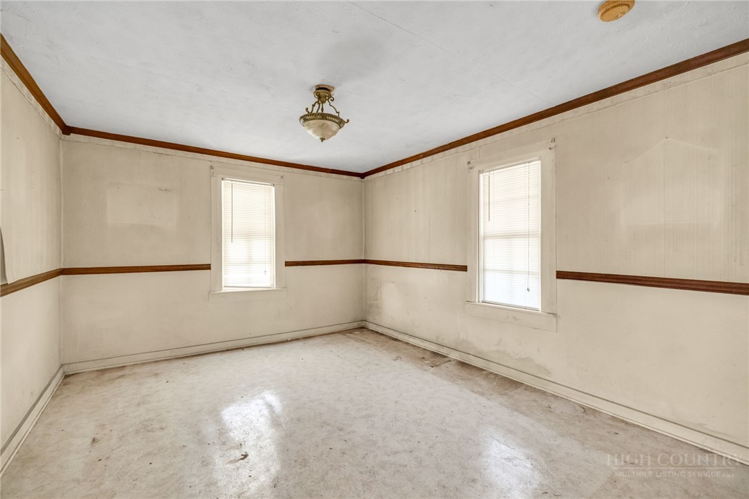 3630 US Highway 221 N