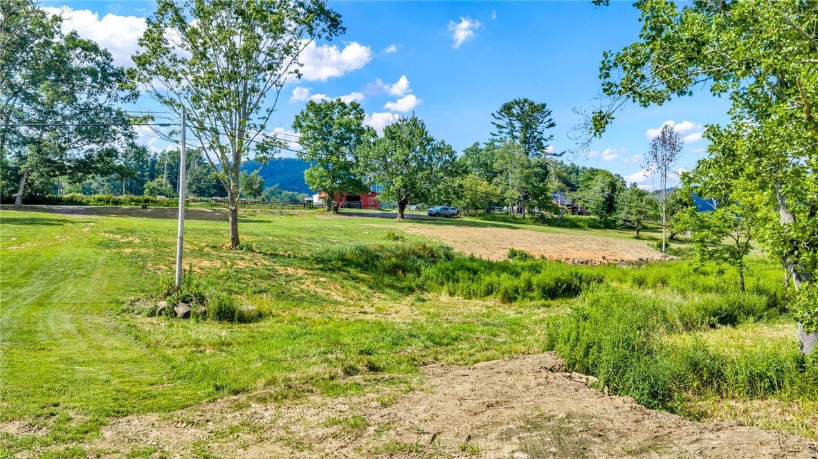 3630 US Highway 221 N
