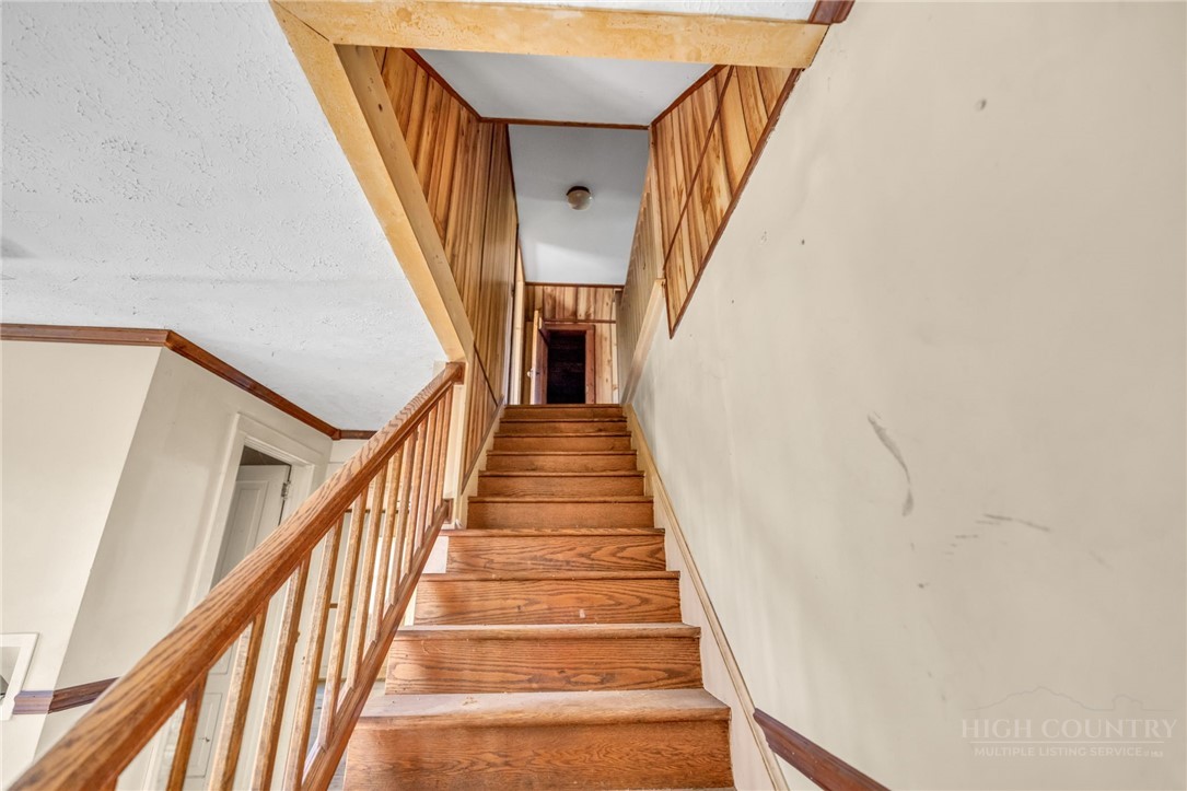 3630 US Highway 221 N