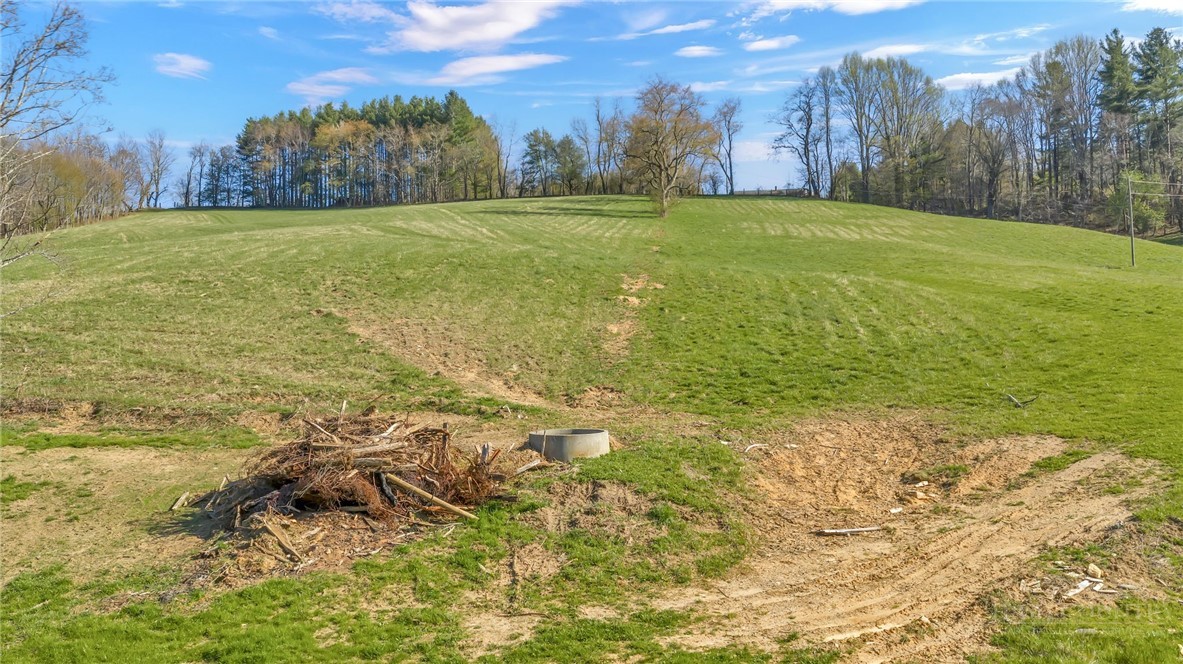 3630 US Highway 221 N