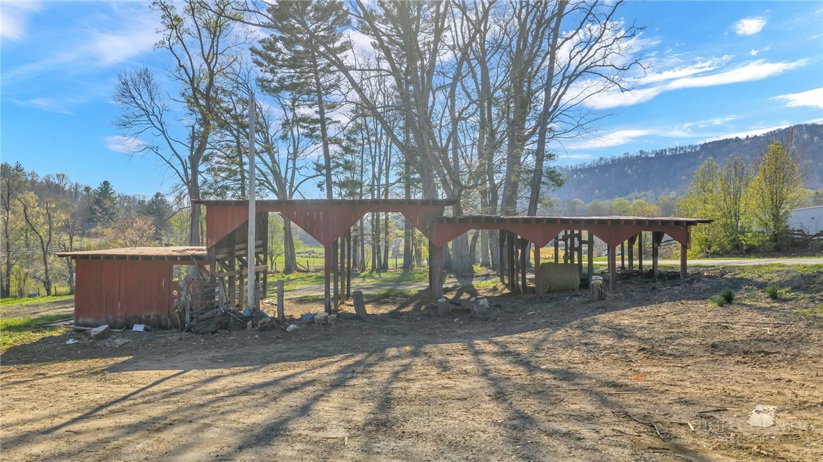 3630 US Highway 221 N