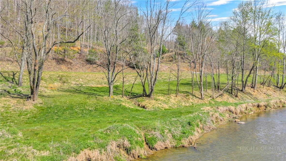 Lot 4 Venue Views Drive