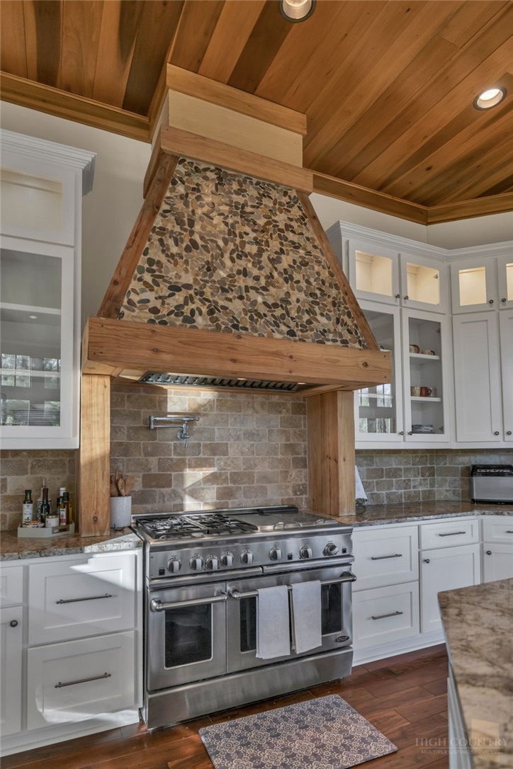 148 Hardwood Hill Drive