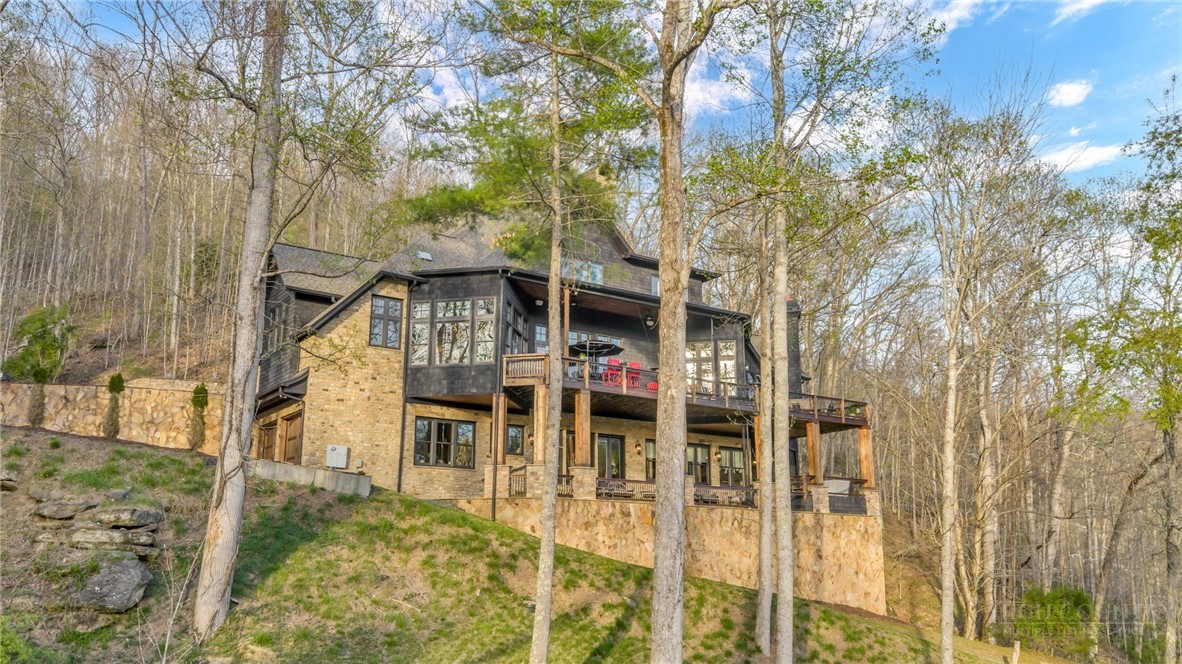 148 Hardwood Hill Drive