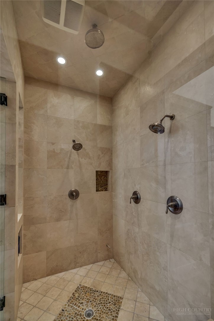 148 Hardwood Hill Drive