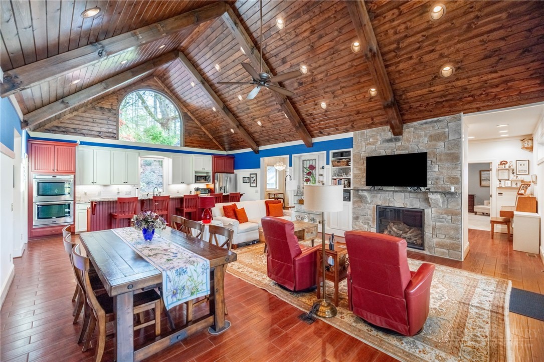 594 Village Pine Drive