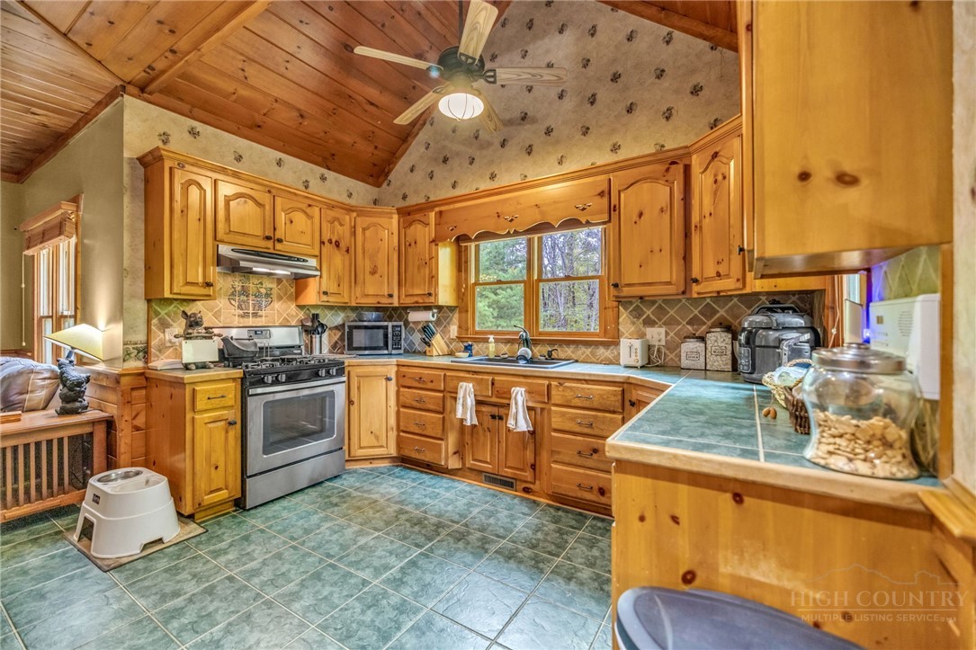 1600 Timber Ridge Road