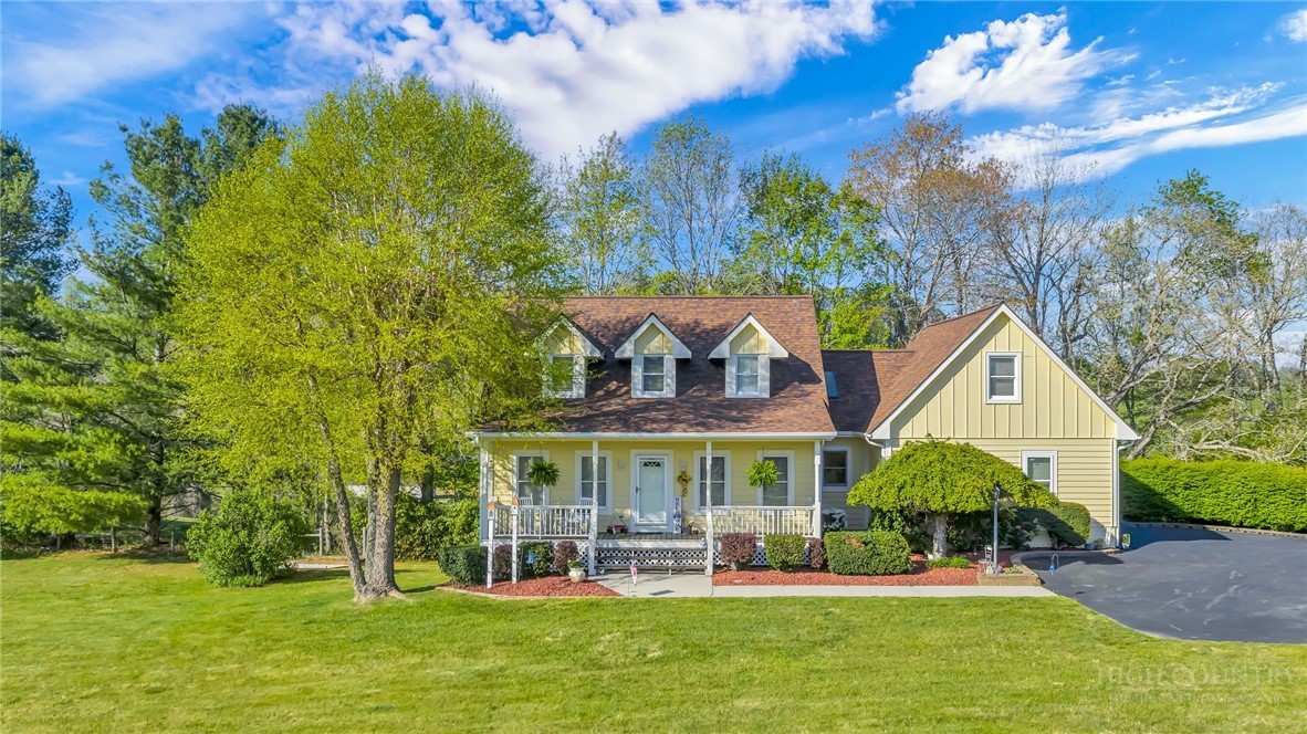 153 Knollview Place