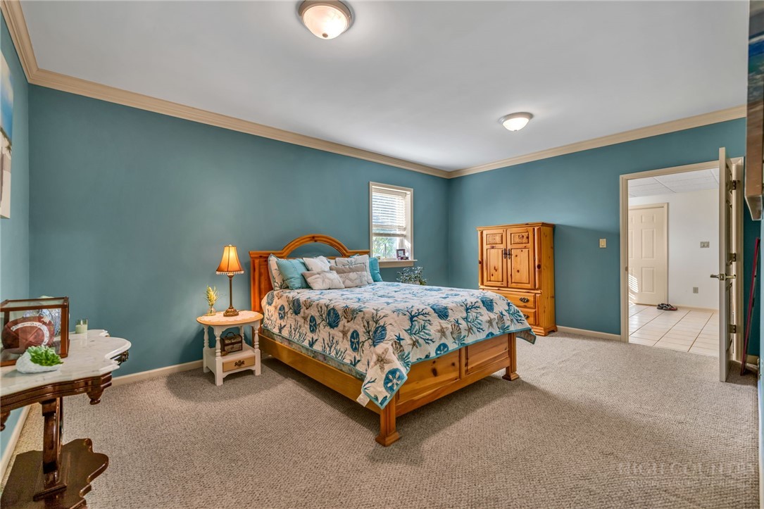 153 Knollview Place