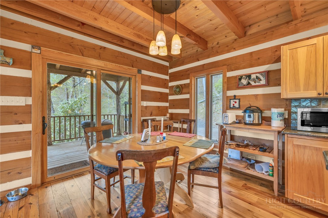 1819 Fulton Reeves Road