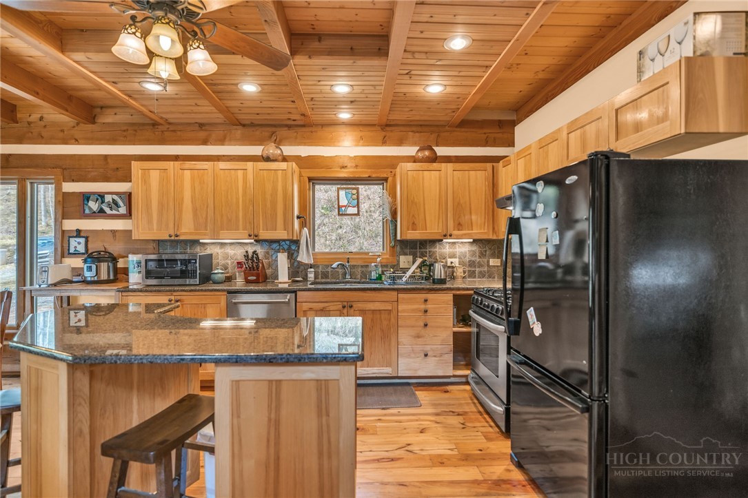 1819 Fulton Reeves Road