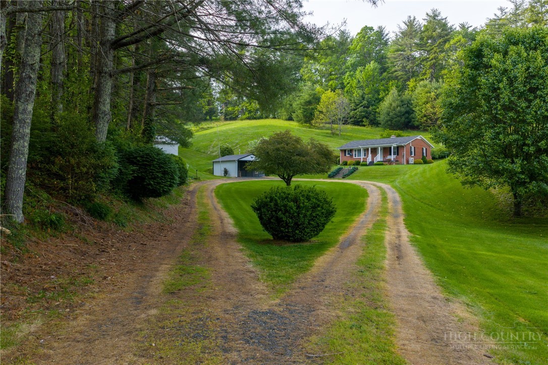 8693 Hwy 88 E Highway