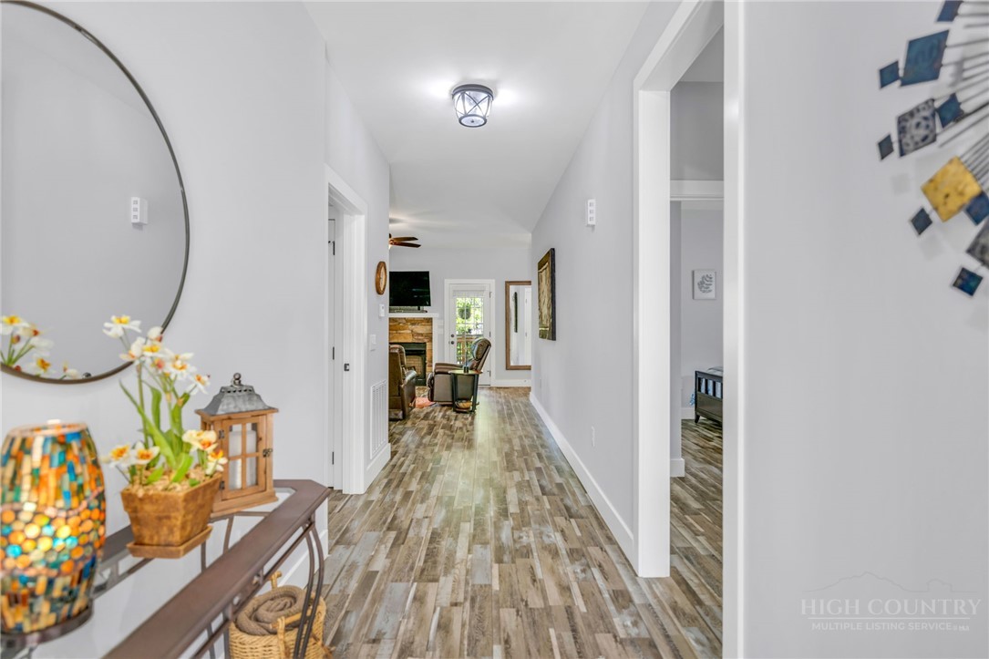 209 W Evergreen Street