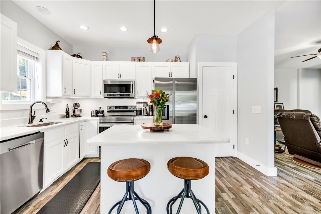209 W Evergreen Street