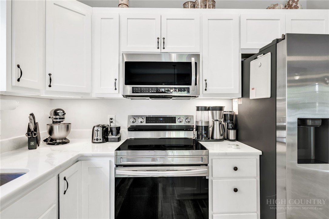 209 W Evergreen Street