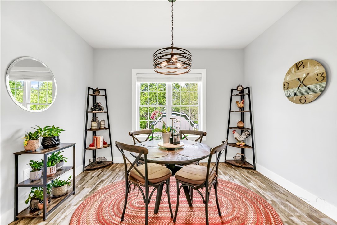 209 W Evergreen Street