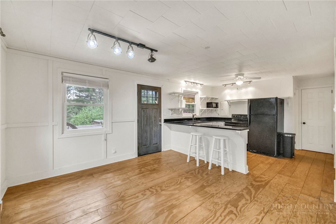840 & 492 Chenault Road
