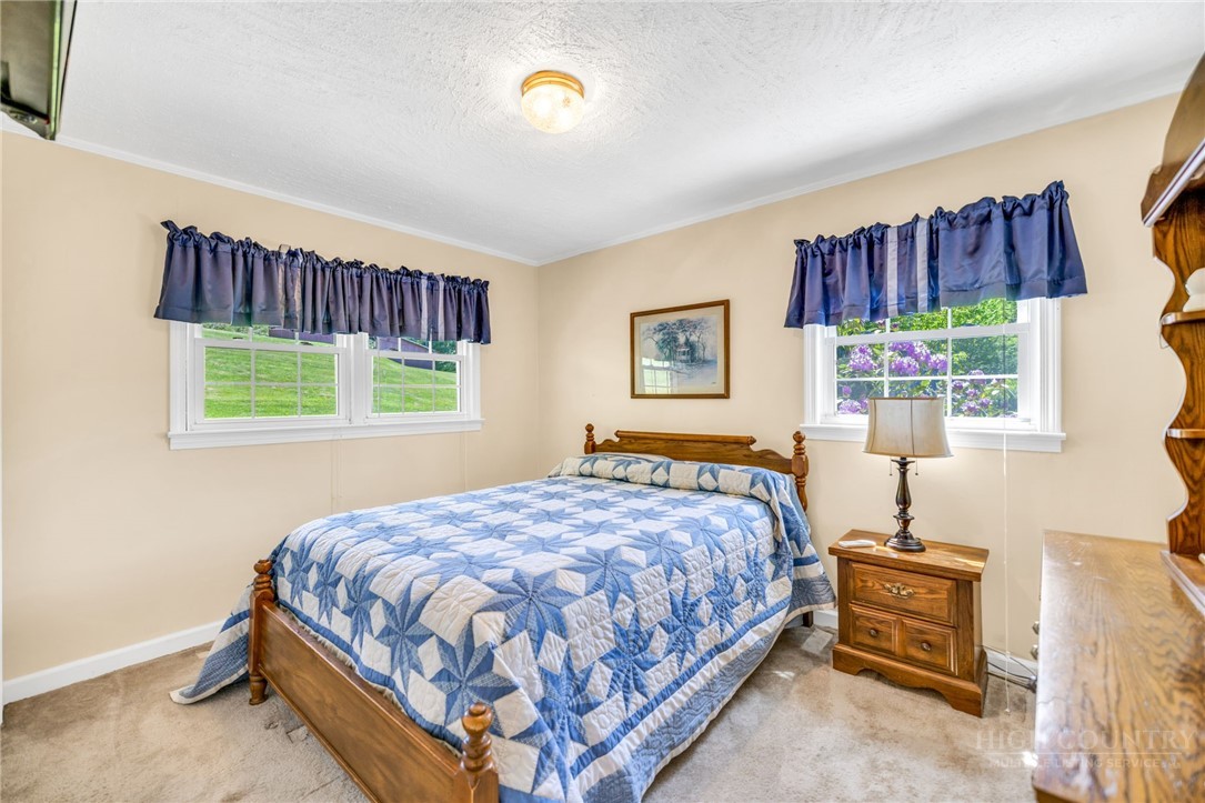 346 Piney Creek Road