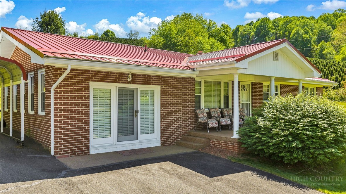 346 Piney Creek Road